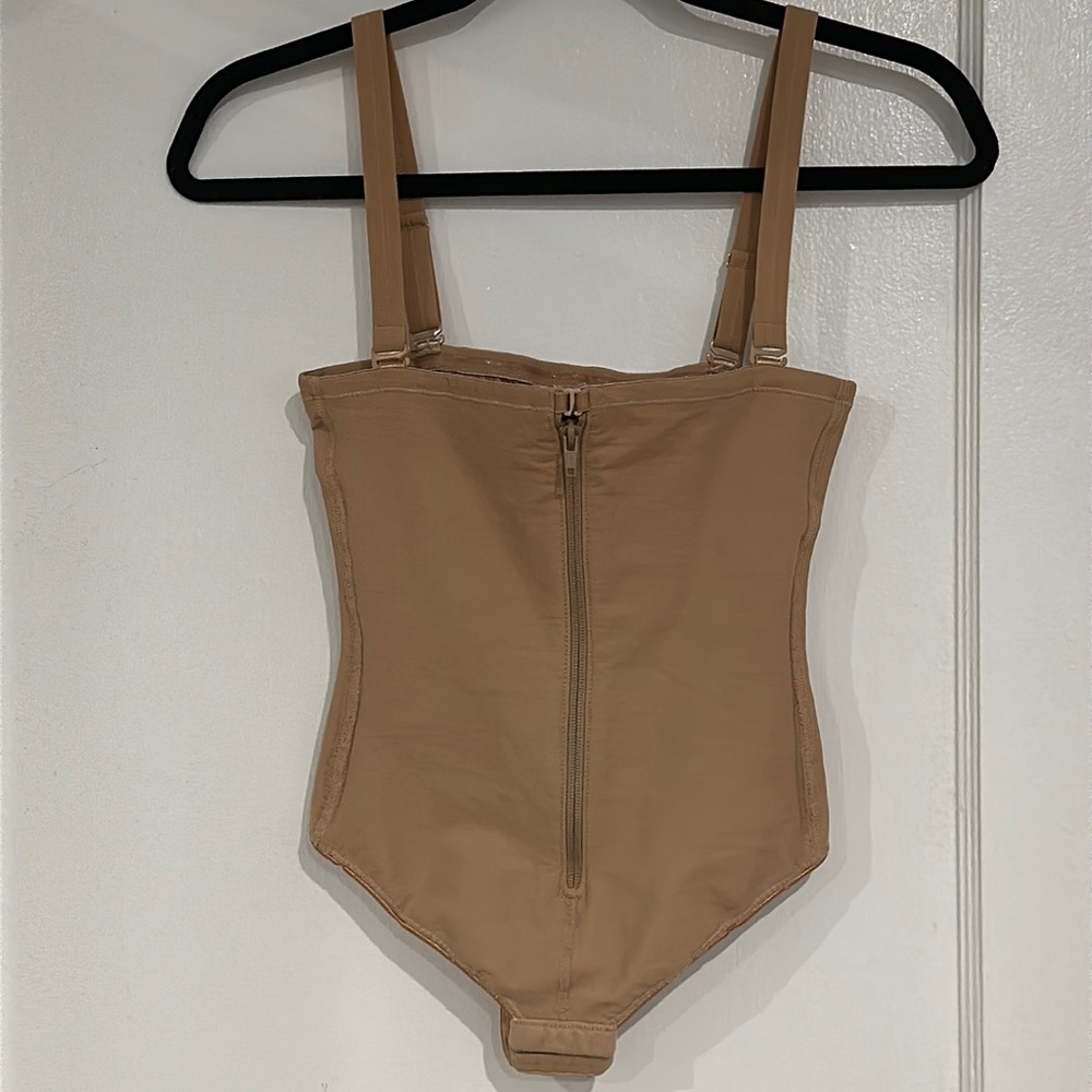 Columbian body shaper